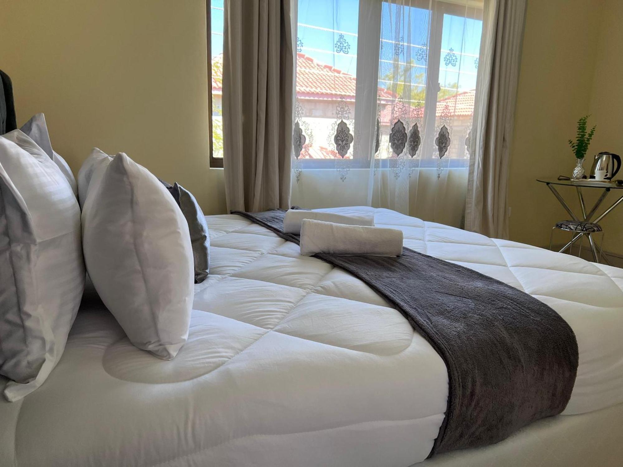 Kasbek Lodge And Tours Лусака Экстерьер фото